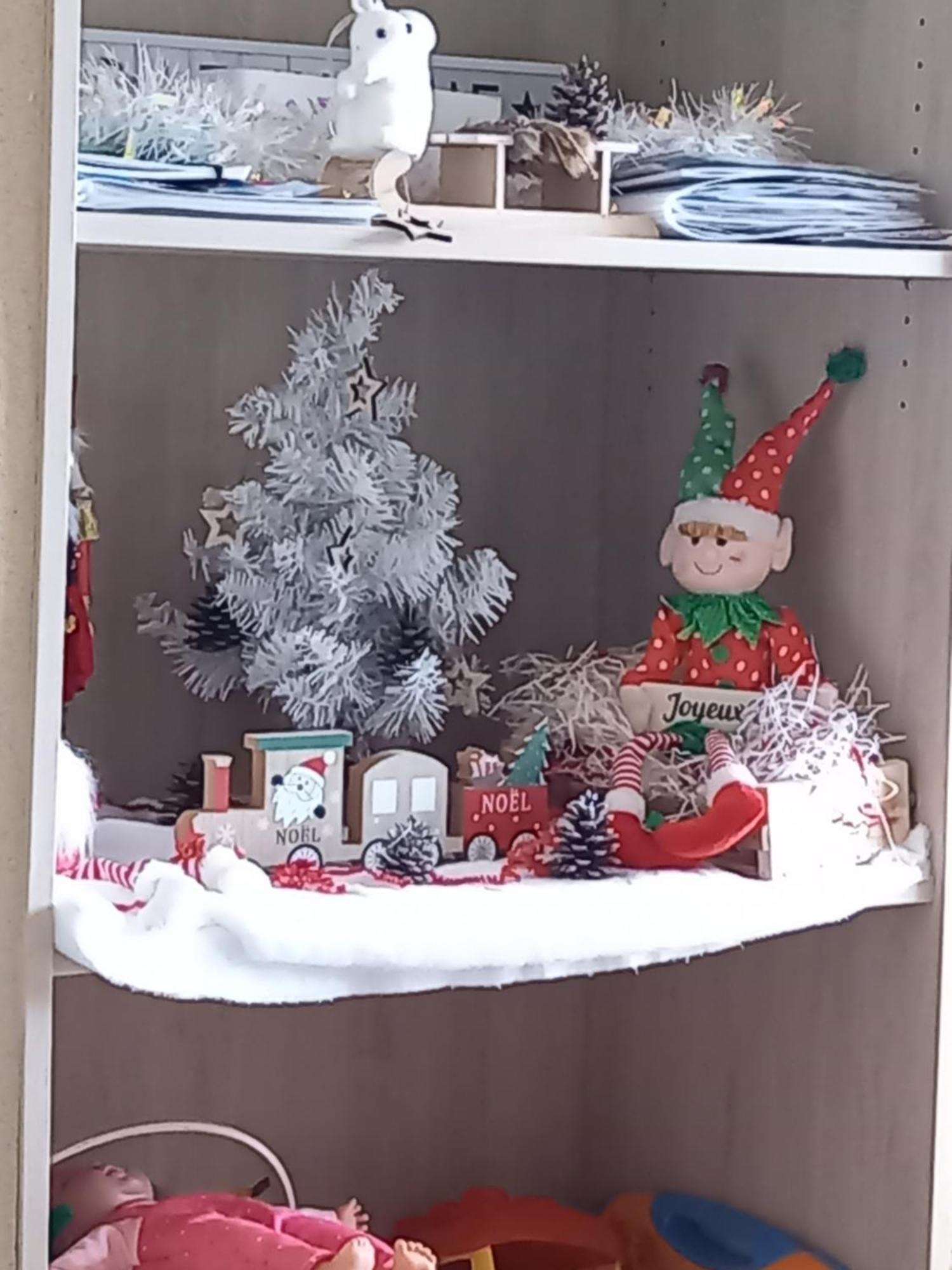 Gite La Petite Maison Montournais エクステリア 写真